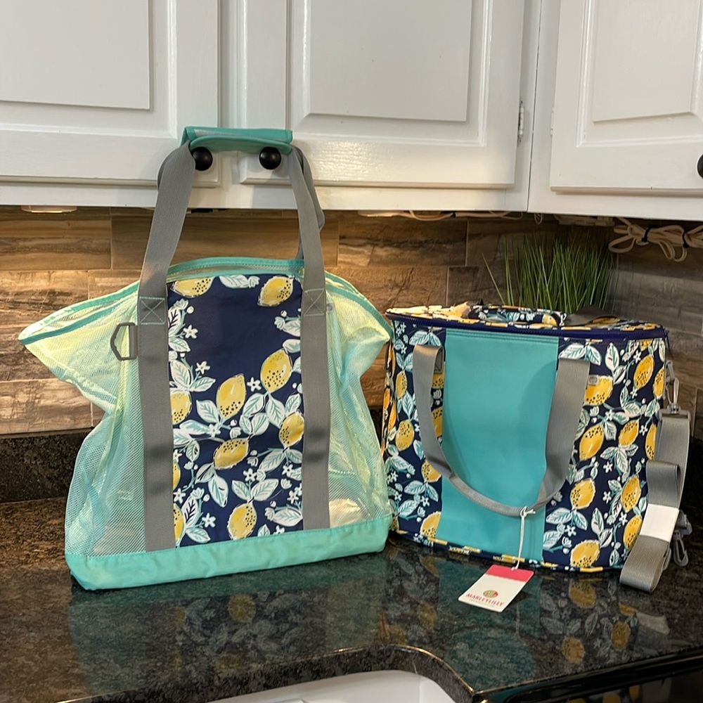NWT MarleyLilly Beach Tote & Cooler Lemons Insulated & Mesh